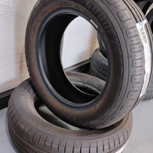 Neumático 205/60R16