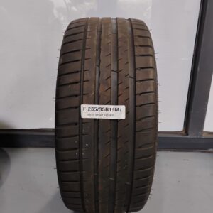 Neumático 235/35R19 MI