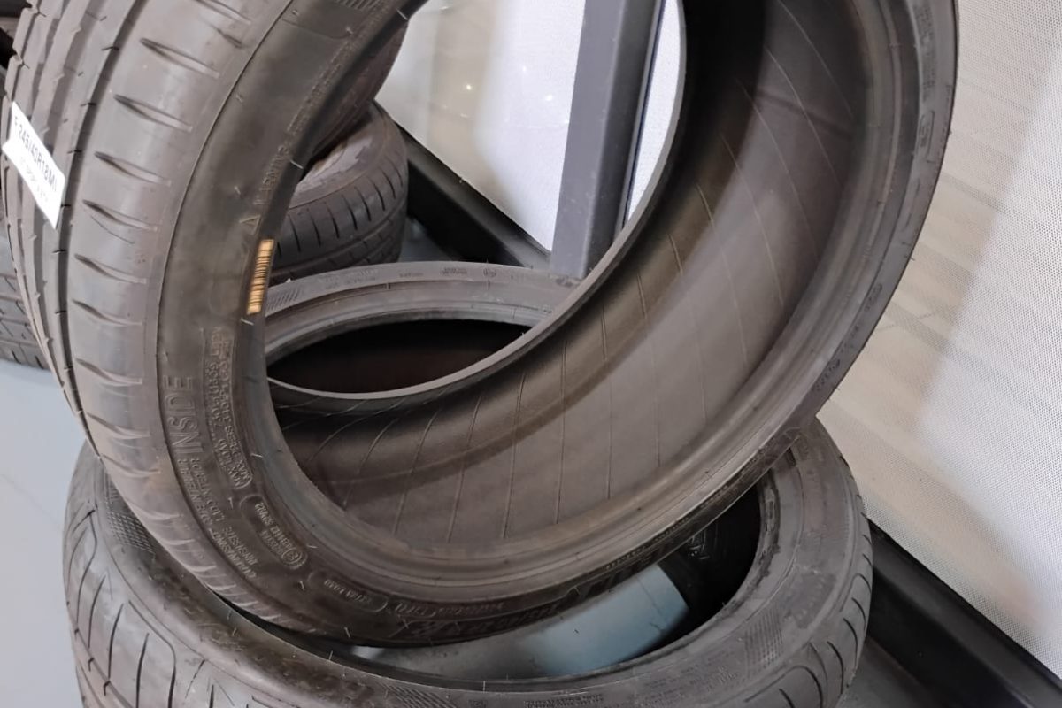 245.40R18_