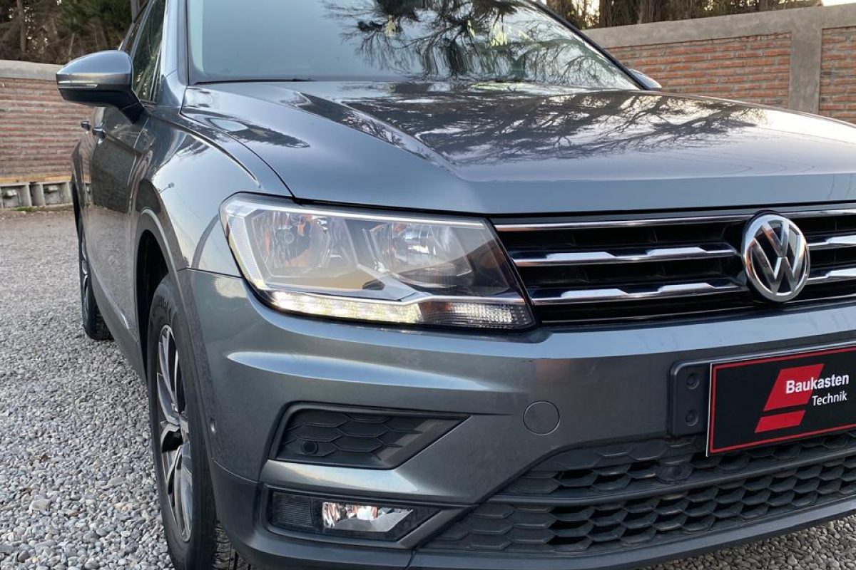 Volskwagen Tiguan. 4