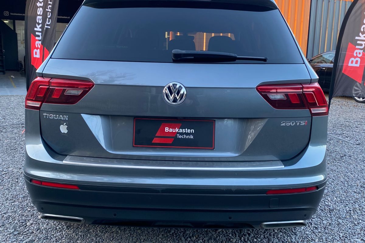 Volskwagen tiguan. 19