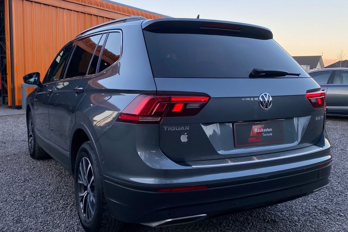 Volswagen Tiguan. 15